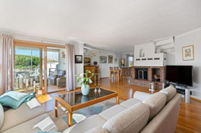 Large home in Sola